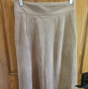 Elegant Tan Midi Skirt